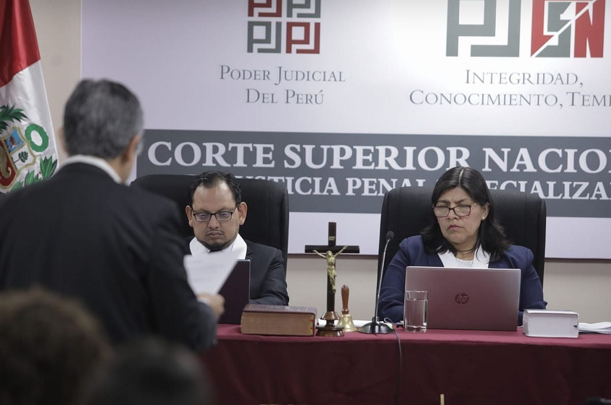 Se reanuda la audiencia y sigue la exposición del fiscal José Domingo Pérez | Foto: Britanie Arroyo / El Comercio