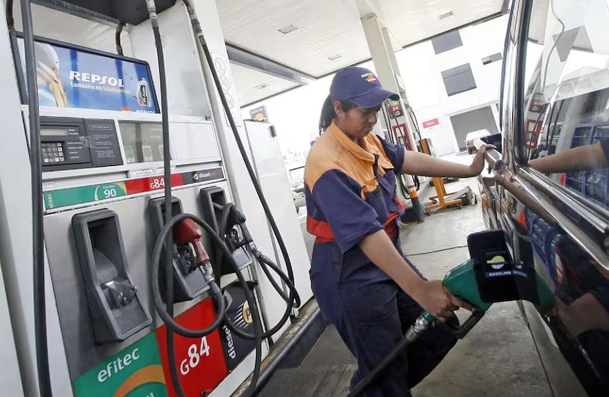 Gasolina hasta en S/19 el galón: así están los precios en grifos tras crisis de GNV por rotura de ducto