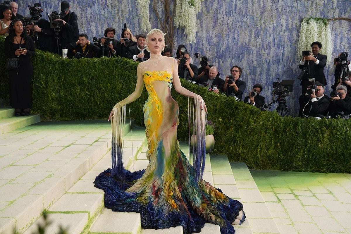Emma Chamberlain posa este lunes, durante la alfombra roja de la Met Gala, en Nueva York (EE.UU.) | Foto: EFE/ Octavio Guzmán
