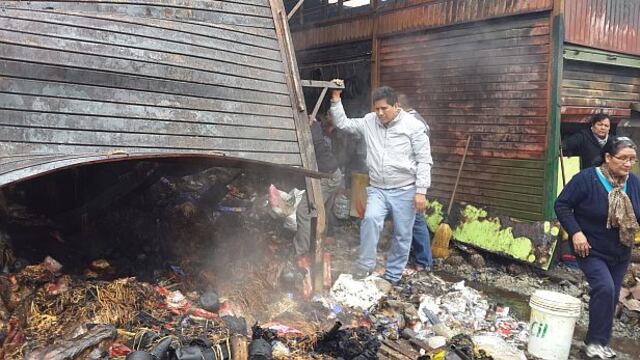 Comerciantes de Huamantanga dicen que incendio fue provocado