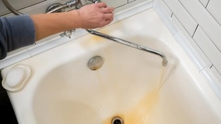 El método simple para eliminar el sarro de la bañera