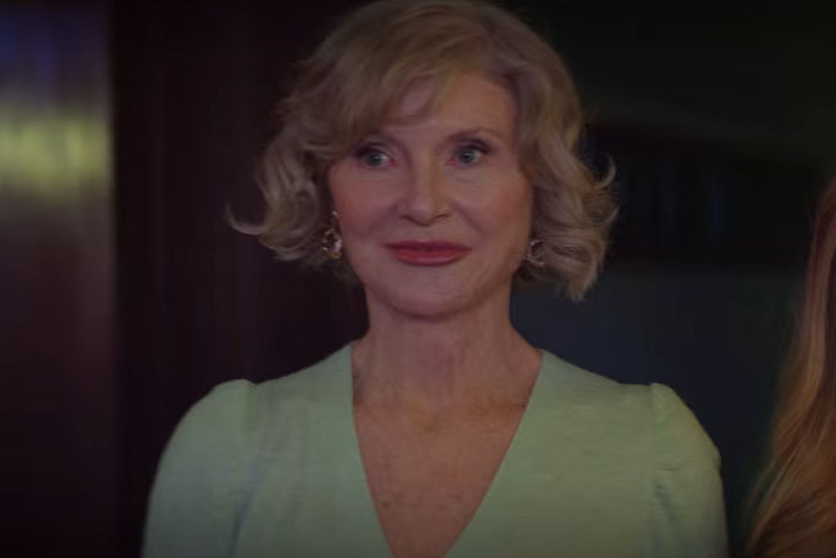 En "Los caballeros festivos", Beth Broderick a Lily (Foto: Hybrid / Gentlemen Media Group)