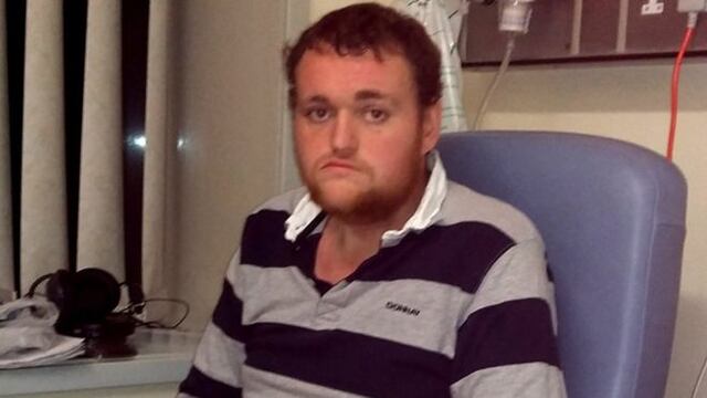 “No le dieron de comer ni de beber en 5 días”: el trágico caso del joven que murió en un hospital público de Reino Unido