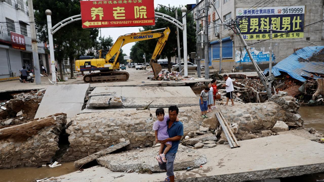 Destrozos tras las inundaciones en China. (REUTERS).