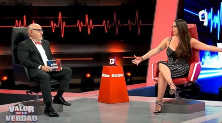 Melissa y Beto durante la emisión de 'El valor de la verdad'