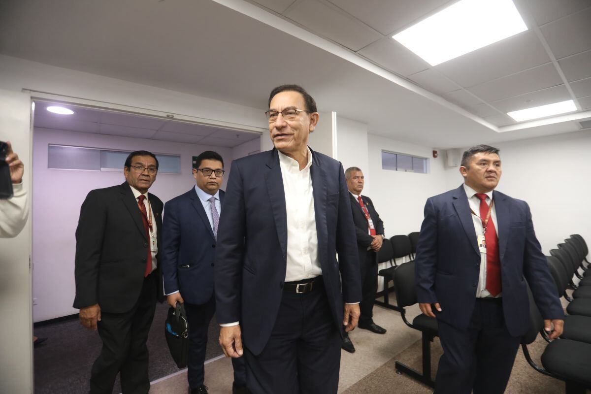 Martín Vizcarra durante su ingreso a la sala de audiencias de la Corte Superior Nacional | Foto: Antonio Melgarejo/ @photo.gec