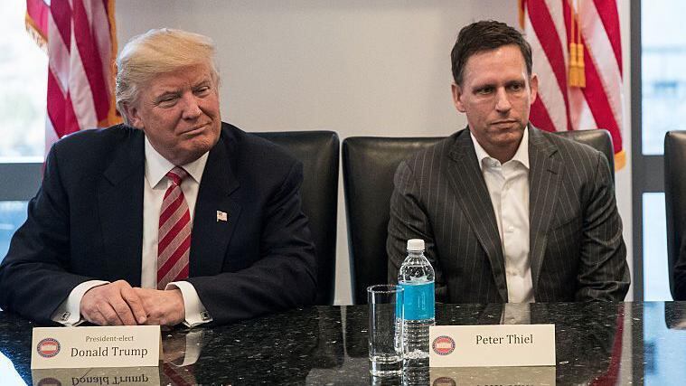 Peter Thiel, cofundador de PayPal y Palantir, donó 1,25 millones de dólares para apoyar la campaña de Trump en 2016. (Foto: Getty Images)