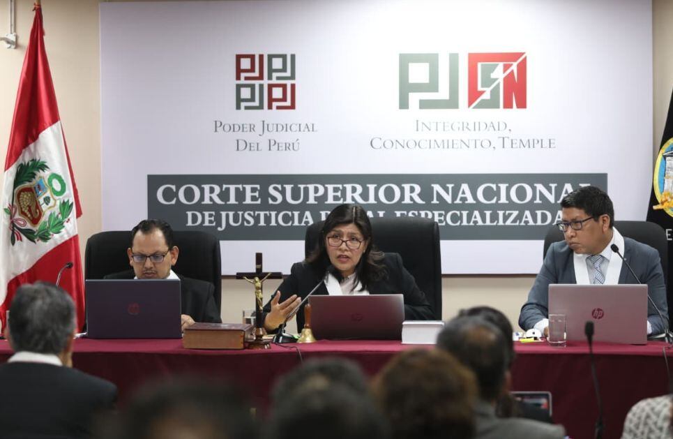 El tribunal que dirige la audiencia | Foto. Antonio Melgarejo/ @photo.gec