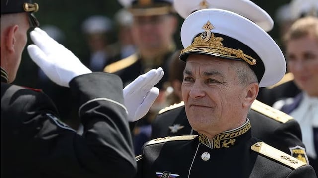 Ucrania dice que mató al comandante de la flota rusa del mar Negro en el bombardeo al cuartel general en Crimea