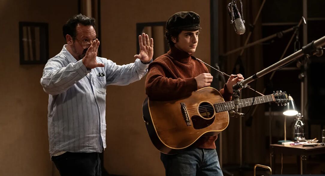La interpretación que hace Timothée Chalamet de Bob Dylan en <em>A Complete Unknown </em>ha sido muy aplaudida por la crítica.