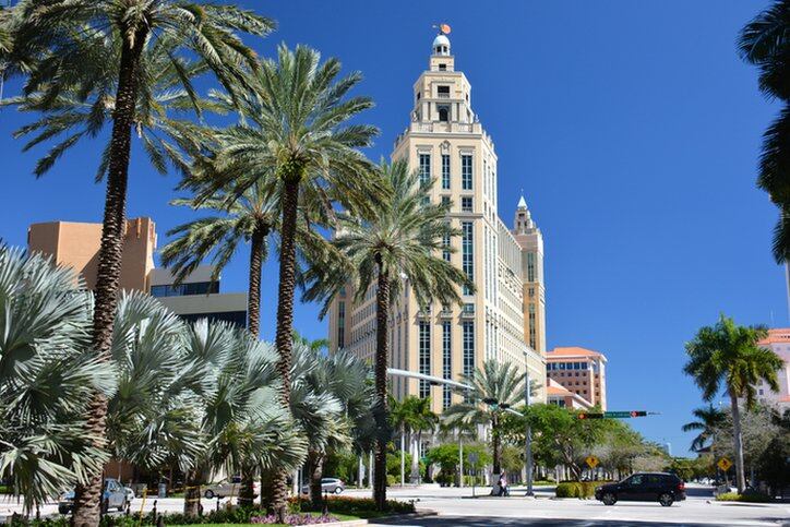 Coral Gables es una de las ciudades del suroeste de Florida con buenos precios para alquileres (Foto: Getty)