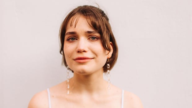 Las llamadas lágrimas de alegría rara vez son solo eso. A menudo surgen de una mezcla de emociones.