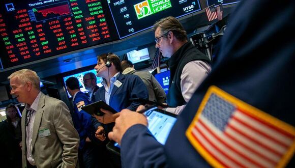 Dos minutos después de la apertura del parqué, el Dow Jones perdía un leve 0,01 % y se situaba en 39.040 puntos.