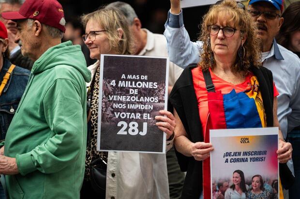 Los venezolanos en Madrid han protestado porque no pudieron inscribirse para votar. (GETTY IMAGES).