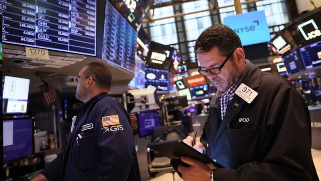 Wall Street abre en rojo y el Dow Jones baja un leve 0,03%