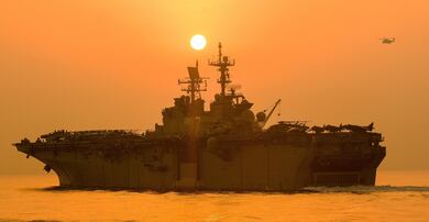 Estados Unidos dice que impidió que seis buques partieran de puertos iraníes