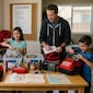 A propósito del terremoto en Colombia, ¿cuánto debe pesar como máximo tu mochila de emergencia y dónde debes guardarla?