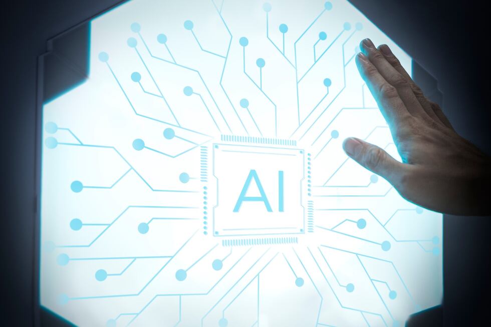 Una de las metas en el desarrollo de los semiconductores es la competencia por la inteligencia artificial. (Foto: freepik.es)