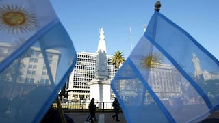 Rendimientos de bonos argentinos anotan mayor nivel en 4 meses