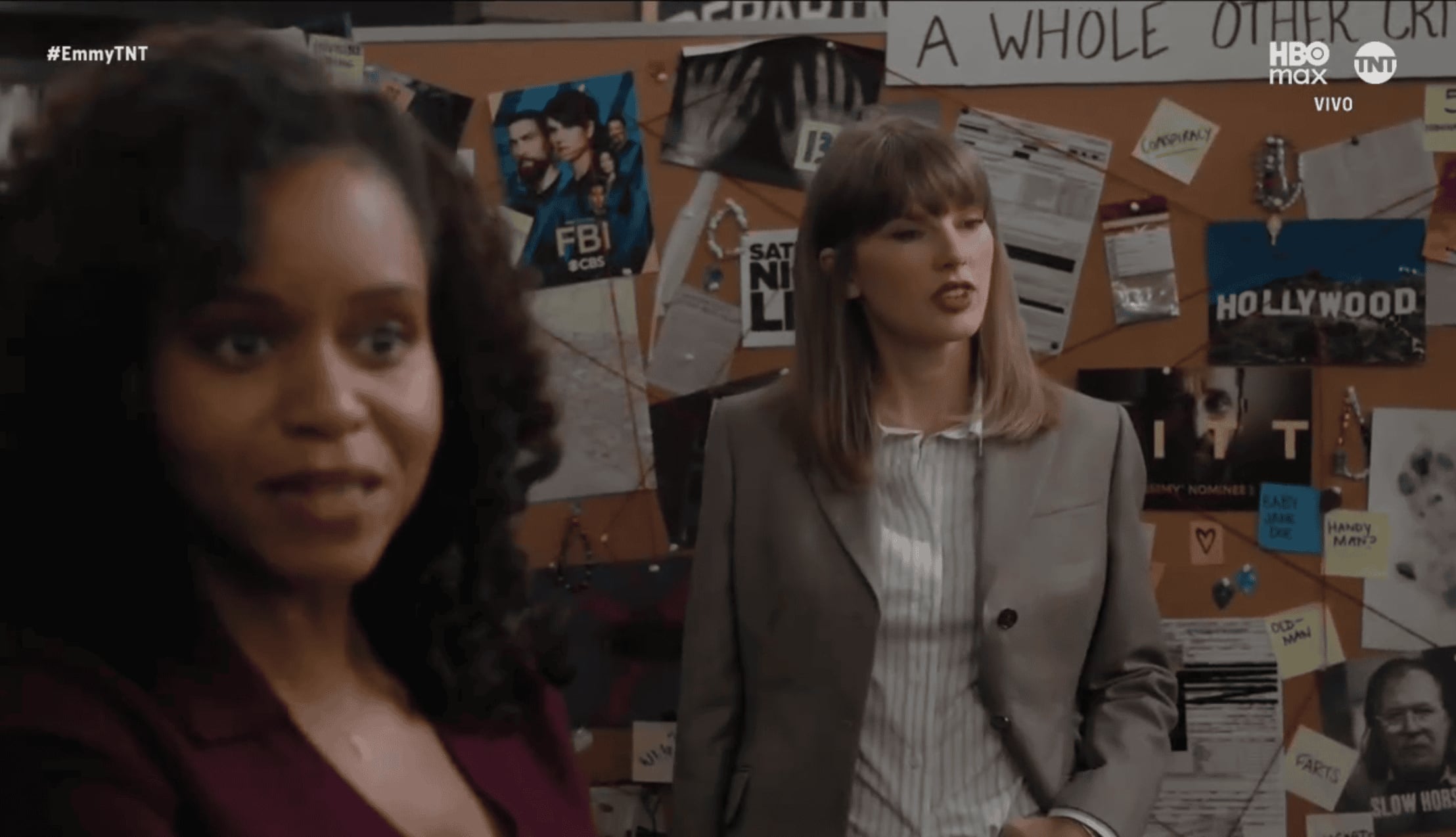 Mariska Hargitay, la actriz de “Law & Order: SVU”, compartió un sketch junto a los actores de la serie que marcó su carrera. En la escena, también aparece la cantante Taylor Swift.