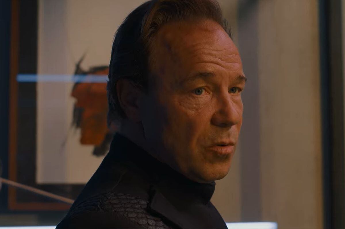 El personaje del actor Stephen Graham aparece en cuatro épocas distintas en "Cadáveres" (Foto: Netflix)