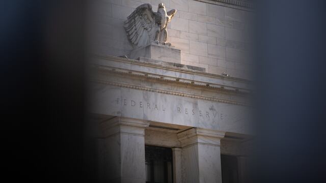 La Fed se debate entre seguir subiendo los tipos o tomarse un respiro