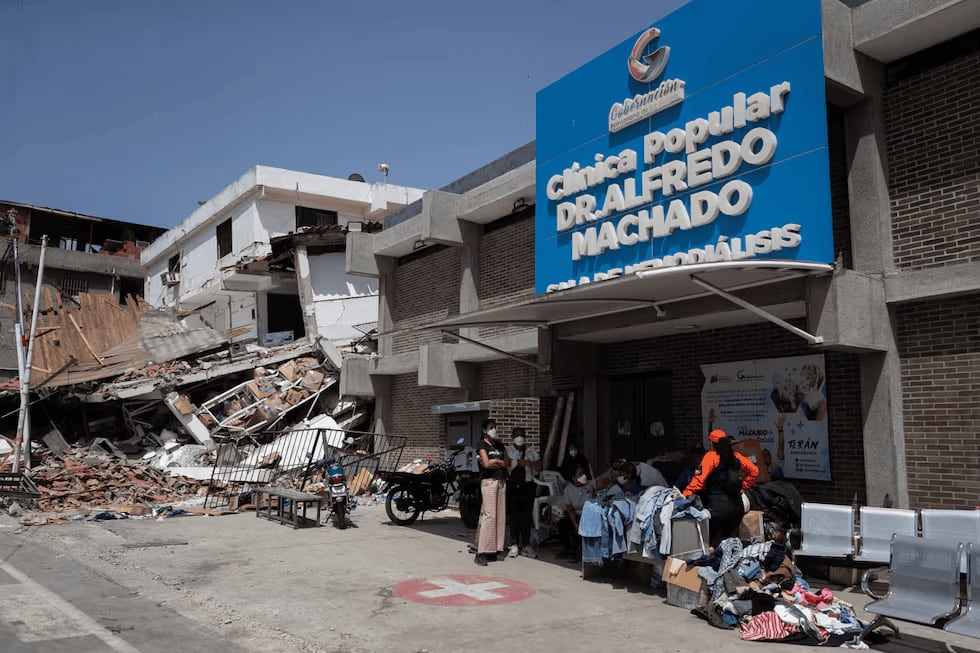Sainz precisó que el contingente cuenta con capacidad de trabajo autónomo hasta por ocho días y que no se descarta enviar posteriormente un equipo de relevo para extender el tiempo de ayuda humanitaria.