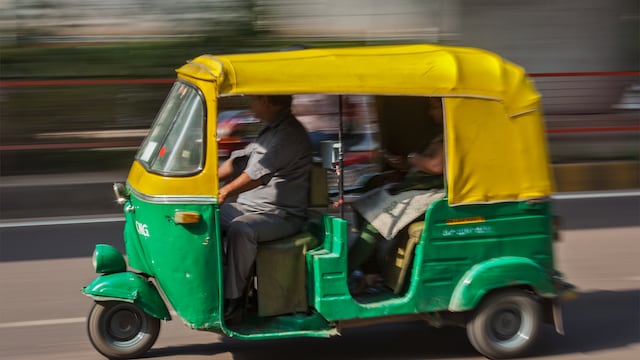 Uber lanza  servicio de mototaxi, UberTuk, en Lima, ¿funcionará en el Perú? Expertos opinan
