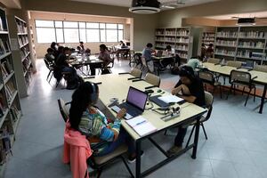 Sector privado alerta que creación de 20 universidades públicas sin sustento técnico condena a miles de jóvenes a educación precaria