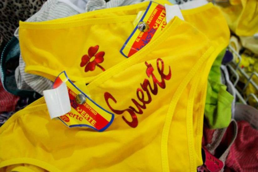 Año Nuevo: ¿por qué se usa ropa interior amarilla? (Foto: Facebook)