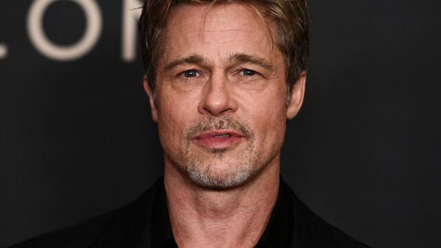 Sustrae 186 mil dólares de mujer española haciéndose pasar por Brad Pitt