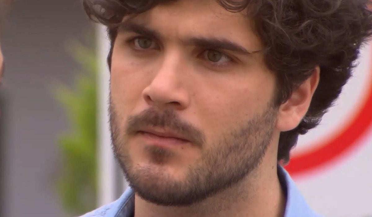 En "Al fondo hay sitio", Remo está demostrando ser una persona desconfiada, celosa y un poco cruel con Jimmy (Foto: América TV)