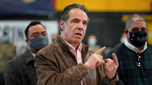 Bajo presión, gobernador de Nueva York acepta investigación independiente sobre acoso sexual 