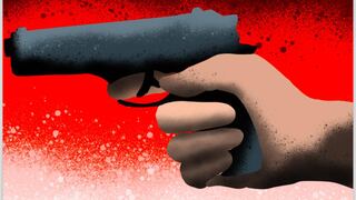 Abrazos, balazos y extorsión