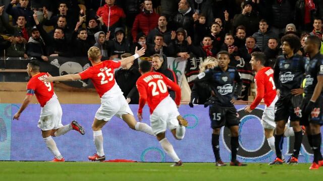 Mónaco empató 2-2 con Niza con gol de Radamel Falcao