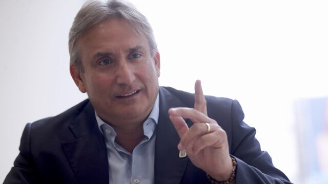 Tras la eliminación por penales ante Sporting Cristal, Jorge Zuñiga advirtió que Alianza Lima tomará decisiones importantes en las próximas horas, aunque pidió reflexionar antes de actuar y recordar que el club está por encima de todo.