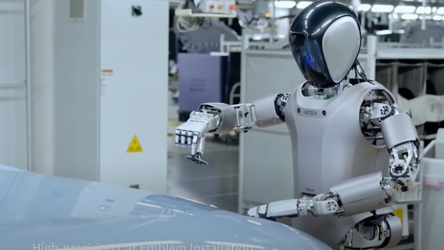 Dongfeng Motor implementa un robot humanoide impulsado por IA para fabricar sus vehículos en China