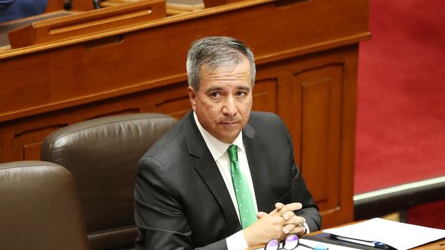 Congreso admite dos mociones de interpelación al ministro Raúl Pérez Reyes por paralización en el aeropuerto Jorge Chávez