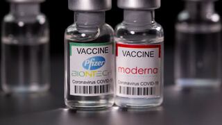 Las vacunas Pfizer y Moderna son efectivas contra las variantes indias, según estudio