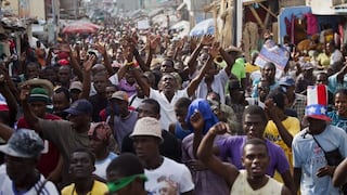 Haití: Opositores celebran en las calles la salida de Martelly
