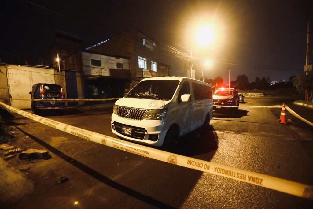 Sujetos desconocidos asesinaron a balazos a chofer de miniván. (Foto: César Grados/GEC)