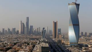 Arabia Saudí intercepta un misil balístico en su capital, Riad