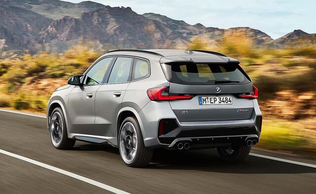 El propulsor ofrece una potencia de 300 CV entre 5.750 y 6.500 rpm.