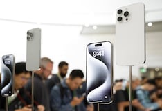 Una joven se rapó la cabeza en concurso para ganar iPhone 15: no se llevó nada y terminó llorando