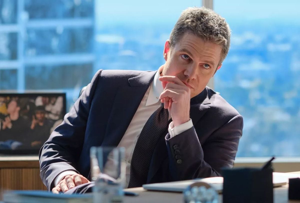 "Suits L.A." sigue a Ted Black, papel interpretado por Stephen Amell (Foto: Untitled Korsh Company Hypnotic / Universal Content Productions)