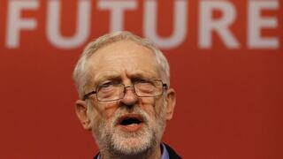 Jeremy Corbyn, el "rebelde" elegido como nuevo líder laborista
