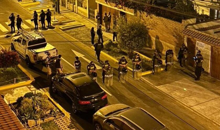 Allanan casa de Dina Boluarte por caso Rolex.