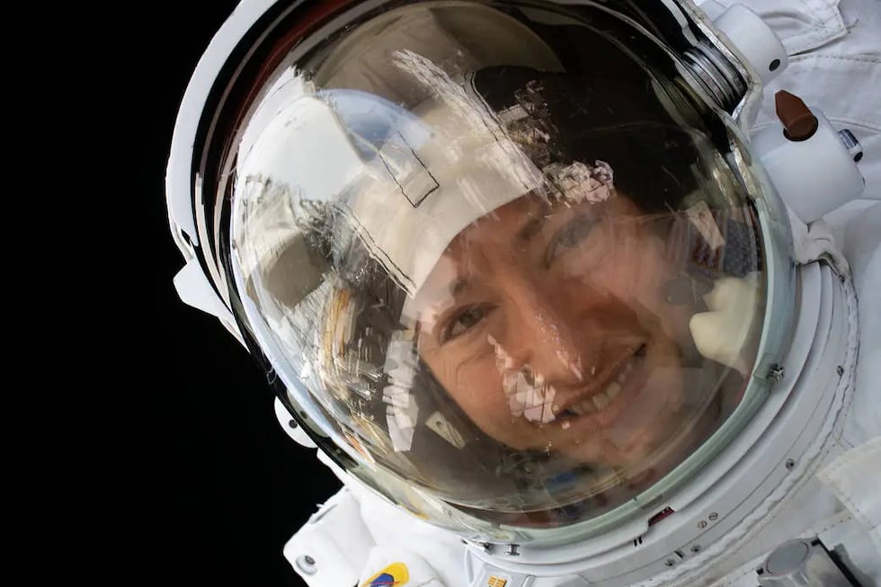 Christina Koch es la primera mujer en orbitar la Luna. (Foto: nasa.gov)