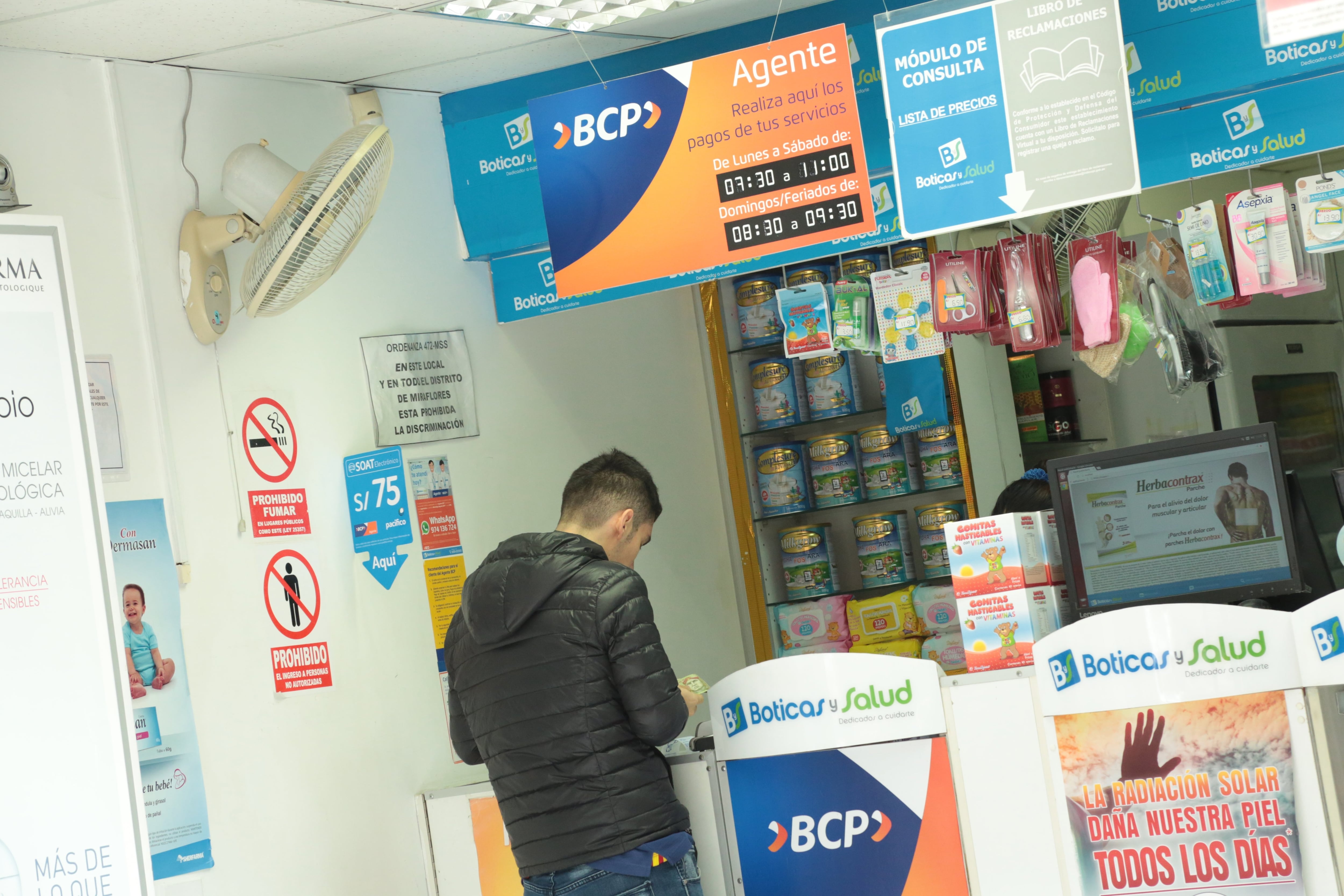 El servicio estará disponible en los más de 10 mil Agentes BCP a nivel nacional, solo con el número de DNI y clave PIN para la validación. Foto: GEC.