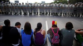 Venezuela: Estudiantes acampan exigiendo intervención de la ONU